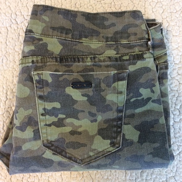guess camo jeans
